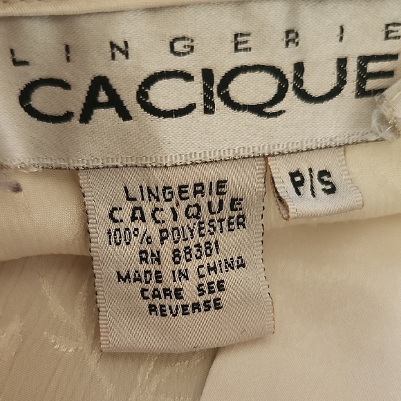 Cacique Lingerie Satin Kimono Robe Petite Small Cream - Picture 9 of 10